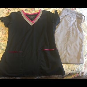 Grey’s Anatomy Active scrub set
